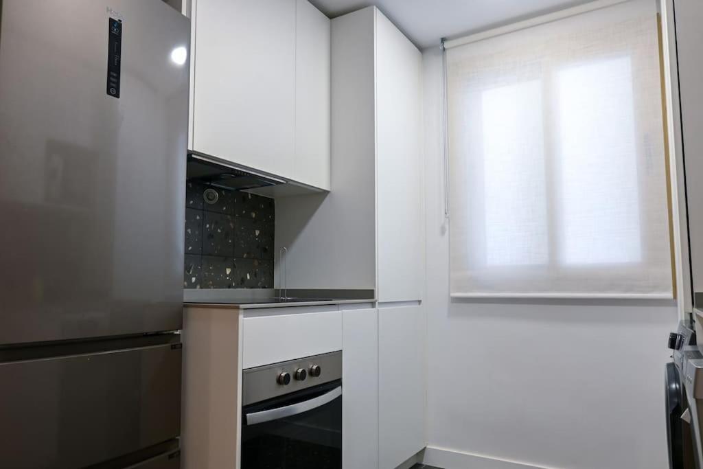 For You Rentals Apartamento Temporal Centrico De Dos Dormitorios Sil2 Madrid Exterior foto