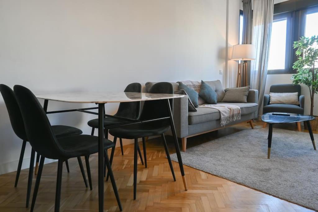 For You Rentals Apartamento Temporal Centrico De Dos Dormitorios Sil2 Madrid Exterior foto